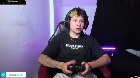 michael independent model  online show from October 11, 12:54 am