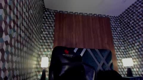 Snapshot of michael_magno chatting on January 30, 5:39 pm Michael Stevens online show from January 30, 5:39 pm
