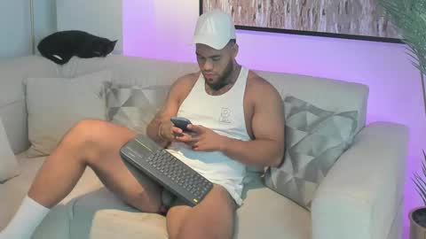 Michael Salens independent model online show from February 13, 11:17 am