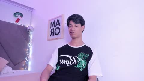 Snapshot of michael_vidal chatting on November 18, 8:02 pm michael_vidal online show from November 18, 8:02 pm