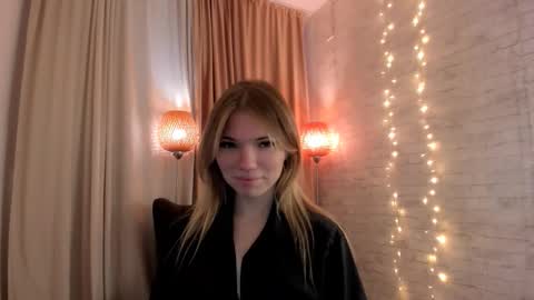 MichaelaFoxx online show from November 10, 11:53 am