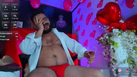 Snapshot of michaelbear_ chatting on February 15, 6:44 pm Michael online show from February 15, 6:44 pm