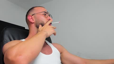 MichaelEvansx online show from December 22, 11:41 pm