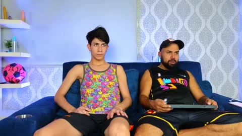 Snapshot of michaell_twink chatting on December 22, 7:21 pm Michaell online show from December 22, 7:21 pm