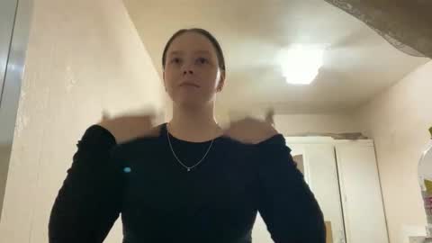 Snapshot of michaellacognata chatting on December 21, 3:30 pm Michaell online show from December 21, 3:30 pm