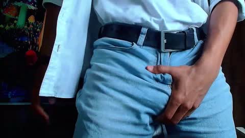 Snapshot of michaelstones chatting on December 2, 4:53 pm michaelstones online show from December 2, 4:53 pm