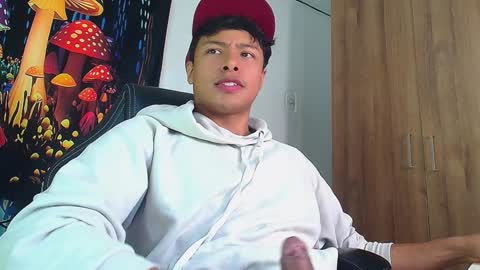 Snapshot of michaelstones chatting on January 21, 2:26 pm michaelstones online show from January 21, 2:26 pm