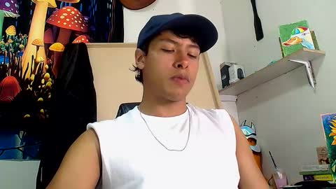 Snapshot of michaelstones chatting on November 7, 7:58 pm michaelstones online show from November 7, 7:58 pm