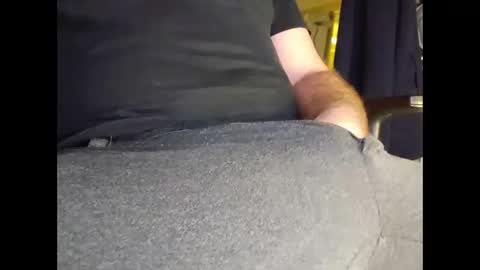 Snapshot of michel963 chatting on November 25, 2:33 am Michel online show from November 25, 2:33 am