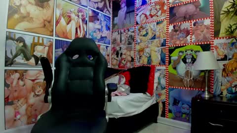 Snapshot of michel_lopez18 chatting on January 16, 10:53 am michel_lopez18 online show from January 16, 10:53 am