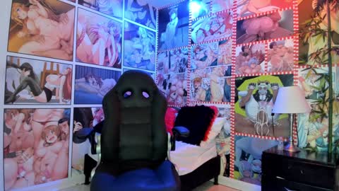 Snapshot of michel_lopez18 chatting on January 20, 11:13 am michel_lopez18 online show from January 20, 11:13 am