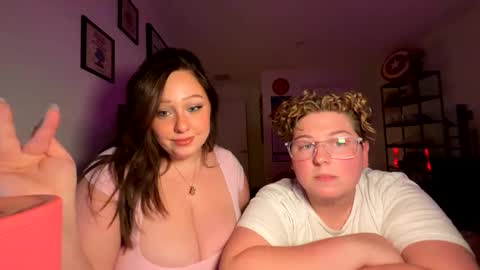 Snapshot of michelebussexx chatting on October 10, 3:27 am michelebussexx online show from October 10, 3:27 am