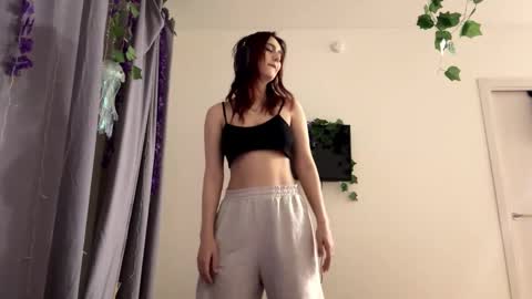 Mary online show from February 21, 12:11 am