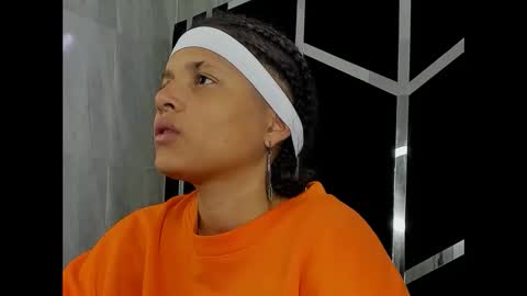 Snapshot of michell_rs chatting on January 27, 10:49 am michell_rs online show from January 27, 10:49 am