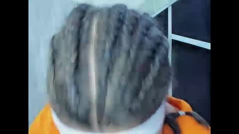 Snapshot of michell_rs chatting on February 2, 10:13 am michell_rs online show from February 2, 10:13 am