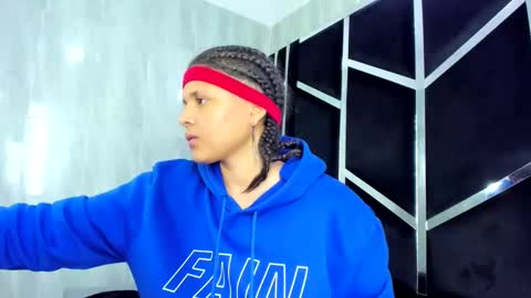 Snapshot of michell_rs chatting on February 14, 4:04 am michell_rs online show from February 14, 4:04 am