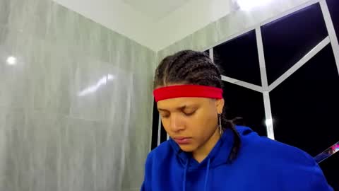 Snapshot of michell_rs chatting on February 17, 1:04 am michell_rs online show from February 17, 1:04 am