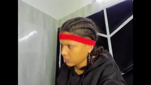 Snapshot of michell_rs chatting on February 22, 11:13 am michell_rs online show from February 22, 11:13 am