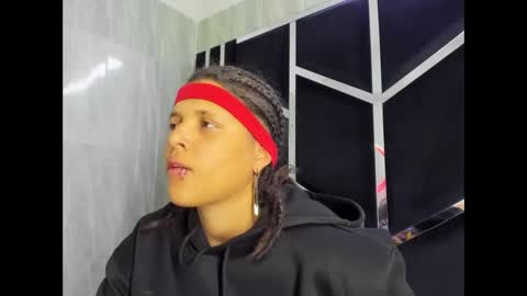 Snapshot of michell_rs chatting on February 23, 7:22 am michell_rs online show from February 23, 7:22 am