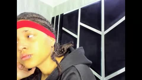 Snapshot of michell_rs chatting on March 12, 1:14 am michell_rs online show from March 12, 1:14 am