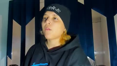 Snapshot of michell_rs chatting on September 26, 4:16 am michell_rs online show from September 26, 4:16 am