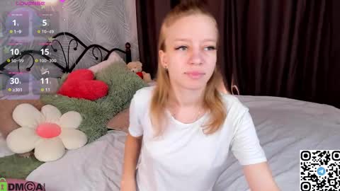 michelle_blond online show from September 13, 7:41 am
