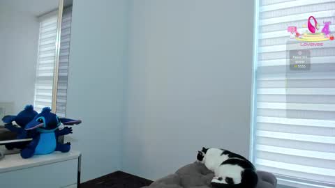 Snapshot of michelle_ferrerr chatting on September 23, 9:29 pm MICHELLE online show from September 23, 9:29 pm