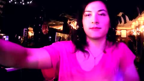 michelle_flowers online show from December 30, 8:15 pm