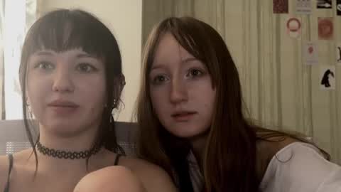 michelle_neely online show from October 3, 10:45 am