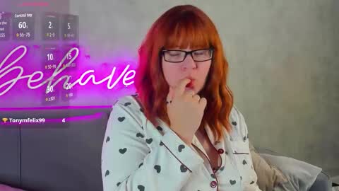 Snapshot of michelle_wilsson chatting on September 28, 7:03 am Michelle online show from September 28, 7:03 am