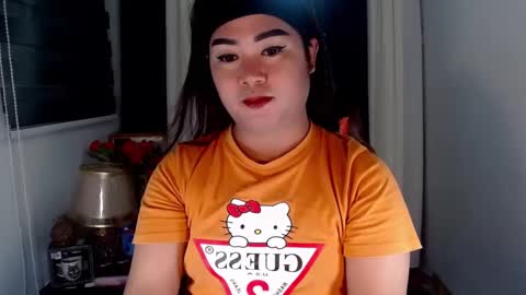 Snapshot of michellechannelxxx chatting on February 3, 5:24 pm Michelle online show from February 3, 5:24 pm