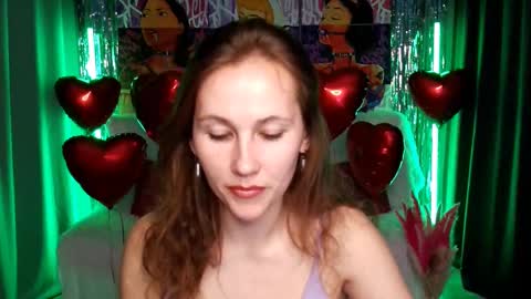 Snapshot of michelleortis chatting on February 15, 1:49 pm MichelleOrtis online show from February 15, 1:49 pm