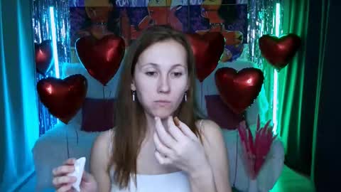 Snapshot of michelleortis chatting on February 19, 6:54 pm MichelleOrtis online show from February 19, 6:54 pm
