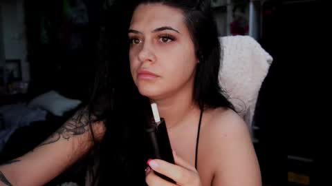 michellerossee online show from November 27, 8:16 am