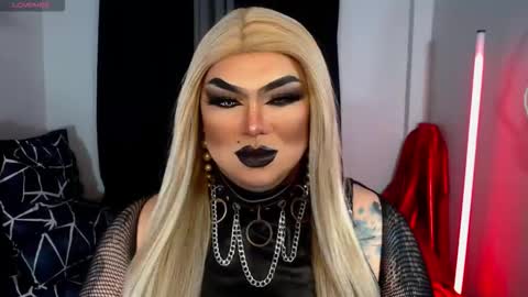 Snapshot of michellevixen921 chatting on November 27, 12:35 am Michelle online show from November 27, 12:35 am