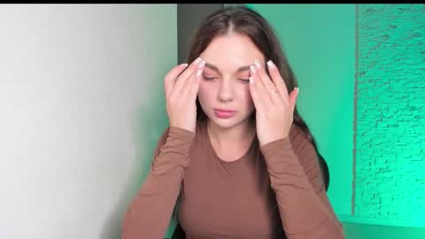 Snapshot of michelliibeautiful chatting on November 5, 5:46 pm Michellee online show from November 5, 5:46 pm