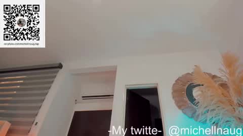 Snapshot of michellnaug chatting on February 28, 1:47 am MICHELNAUG    online show from February 28, 1:47 am