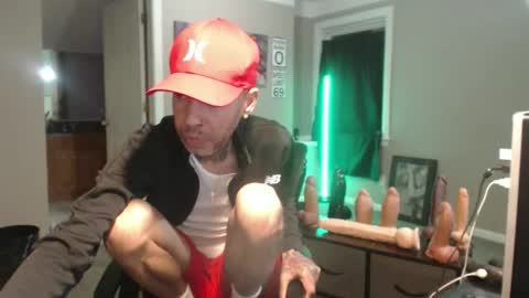 Snapshot of michigan9000 chatting on October 25, 12:07 am michigan9000 online show from October 25, 12:07 am