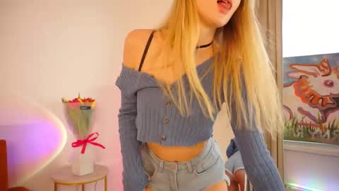 mickeydior online show from March 9, 11:25 am