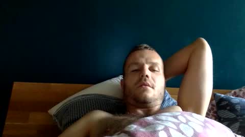 Snapshot of mickylove67 chatting on October 18, 7:53 am mickylove67 online show from October 18, 7:53 am