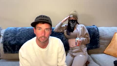 Adventures of MnM4ever online show from November 10, 4:22 am