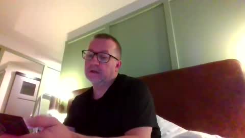 Snapshot of middleton2021 chatting on November 21, 8:07 pm middleton2021 online show from November 21, 8:07 pm