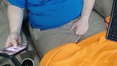 Snapshot of midmocpl_330 chatting on December 21, 12:12 pm midmocpl_330 online show from December 21, 12:12 pm