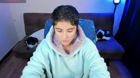 Snapshot of midnight07_ chatting on January 23, 3:05 am Blue online show from January 23, 3:05 am