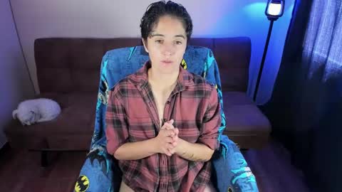 Blue online show from February 17, 3:29 pm