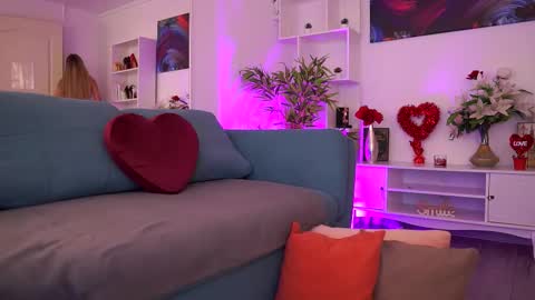 Alice online show from February 21, 7:15 pm