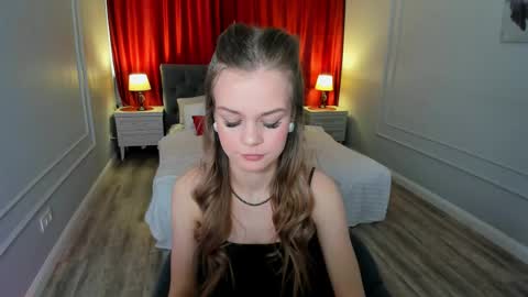 midnighteaura online show from April 4, 3:27 am