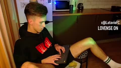 Snapshot of midnighter__ chatting on September 20, 1:17 am Alexey or just Alex online show from September 20, 1:17 am