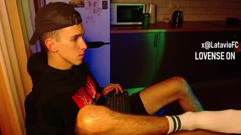 Snapshot of midnighter__ chatting on September 28, 3:23 am Alexey or just Alex online show from September 28, 3:23 am