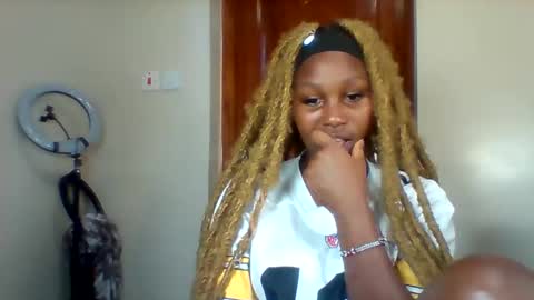 midnightt_tease online show from September 17, 11:56 am